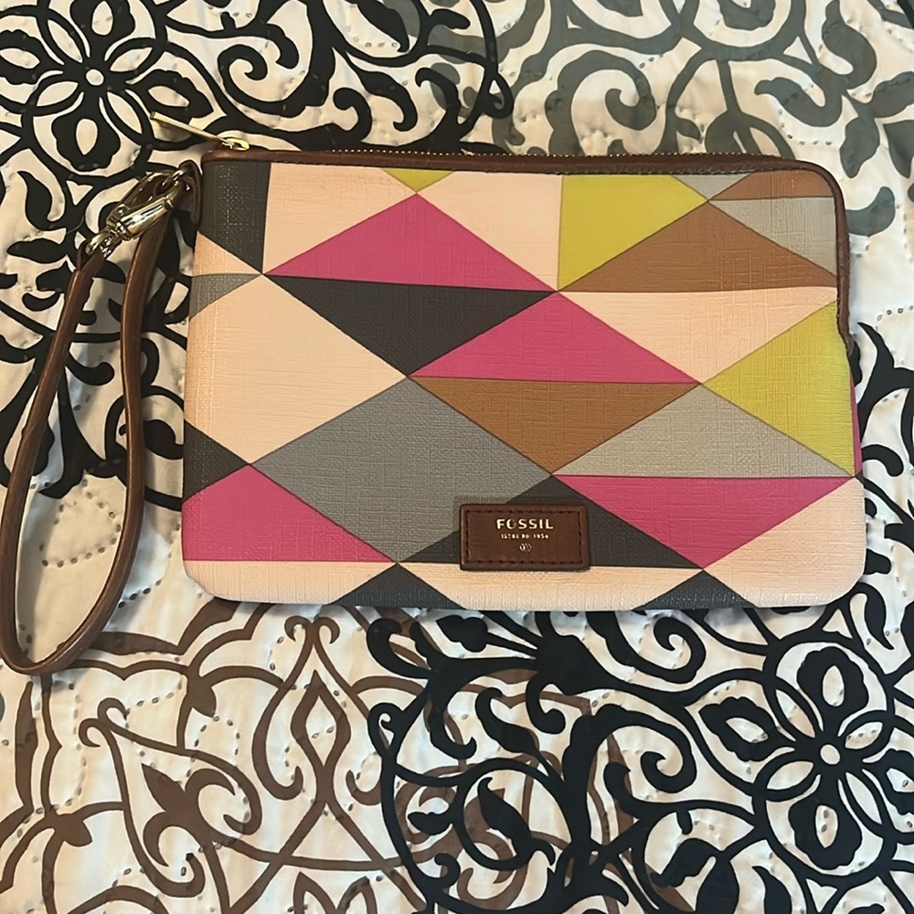 Fossil Geometric Print Wristlet
